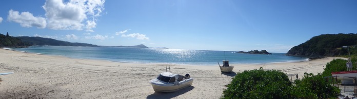 boat beach panorama